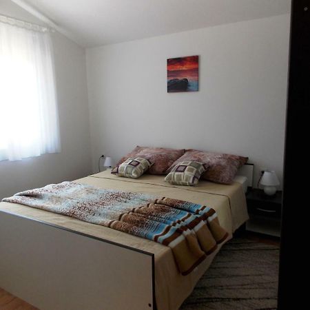 Apartment Vir Bagian luar foto